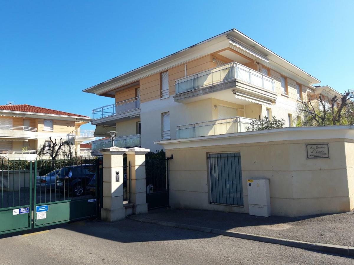 Apartamento Les Jardins D'Antibes Exterior foto